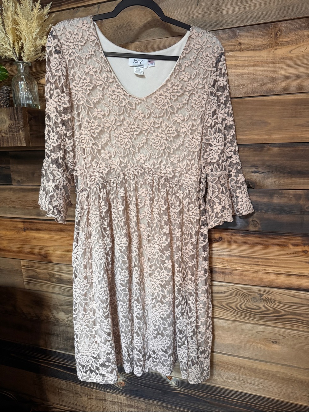Jody California XL 16 Plus Size Lace Midi Dress in Blush Tan White